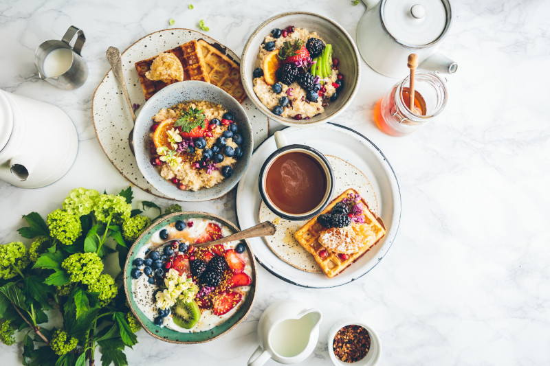 Czy jedzenie śniadania może pomóc w odchudzaniu?