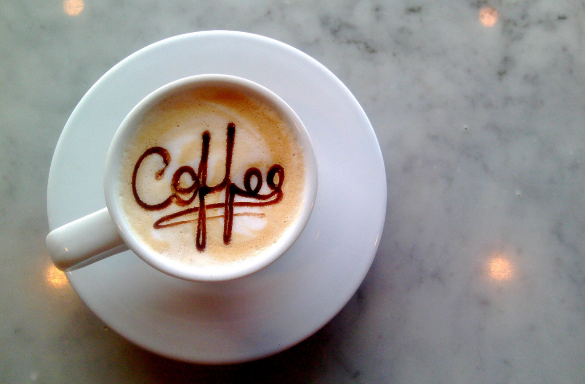 Dlaczego warto pić kawę? Ziarnista kawa brasiliana